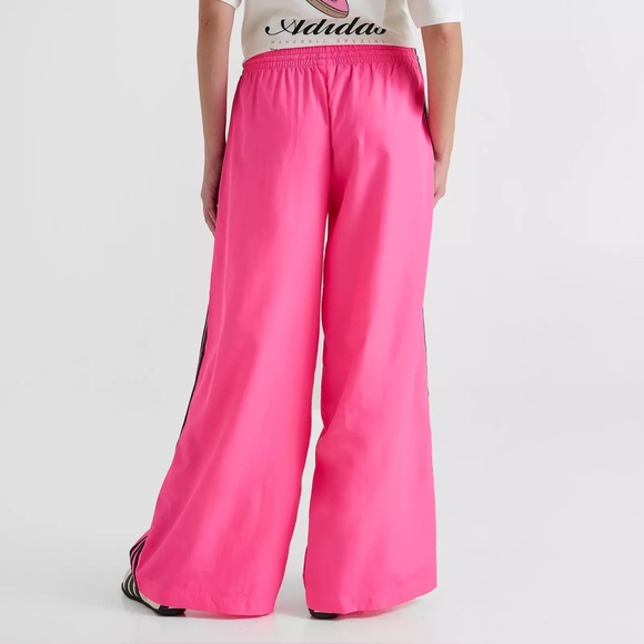 Adidas Originals [S-M] Lightweight Wide-Leg Track Pants JV7493 - Picture 2 of 10